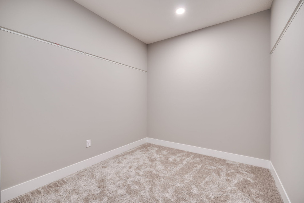 Amazing 2357 + over 900 sqft in basement home in Lebanon Ohio