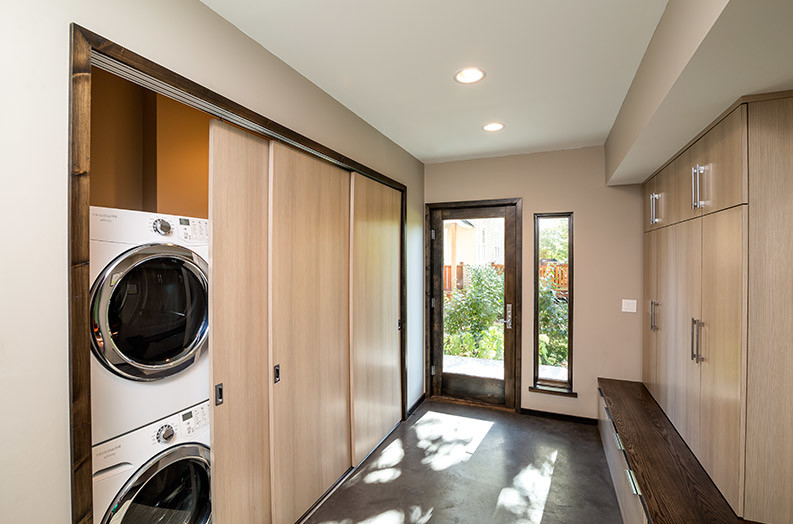 Inspiration for a modern laundry room in Other.