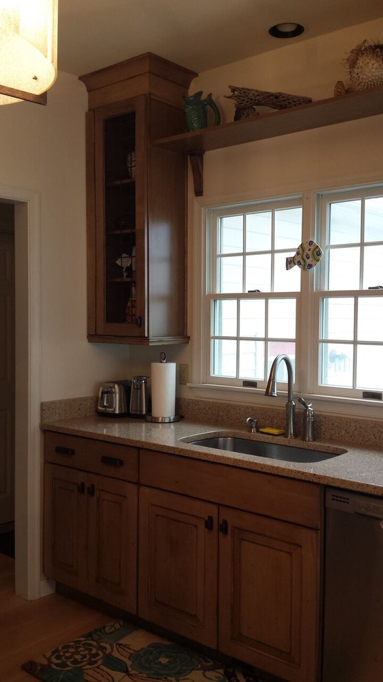 Inspiration for a transitional kitchen remodel in Richmond