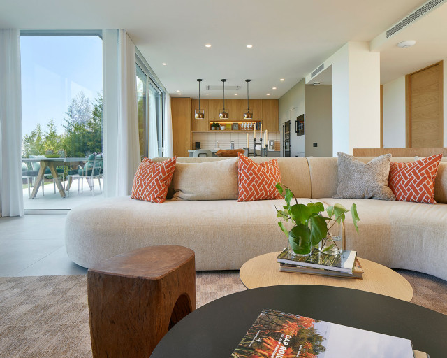 Girona House | Molins Design minimalistisch-wohnbereich