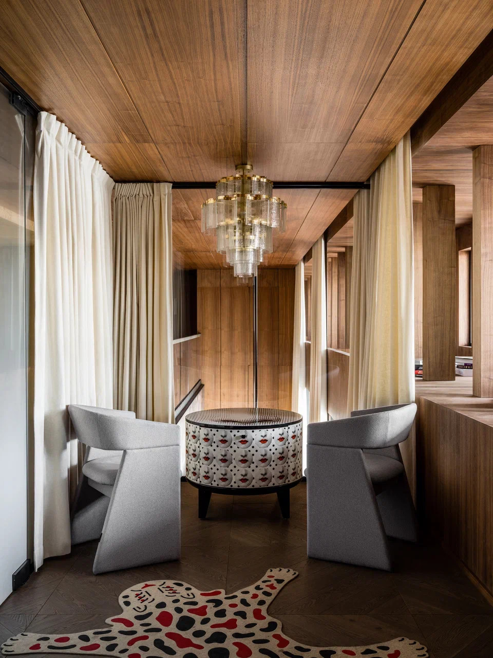 Oltremare – двухэтажный ресторан классической итальянской кухни