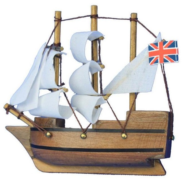 Wooden Mayflower Tall Model Ship Magnet 4 Beach Style Decorative
