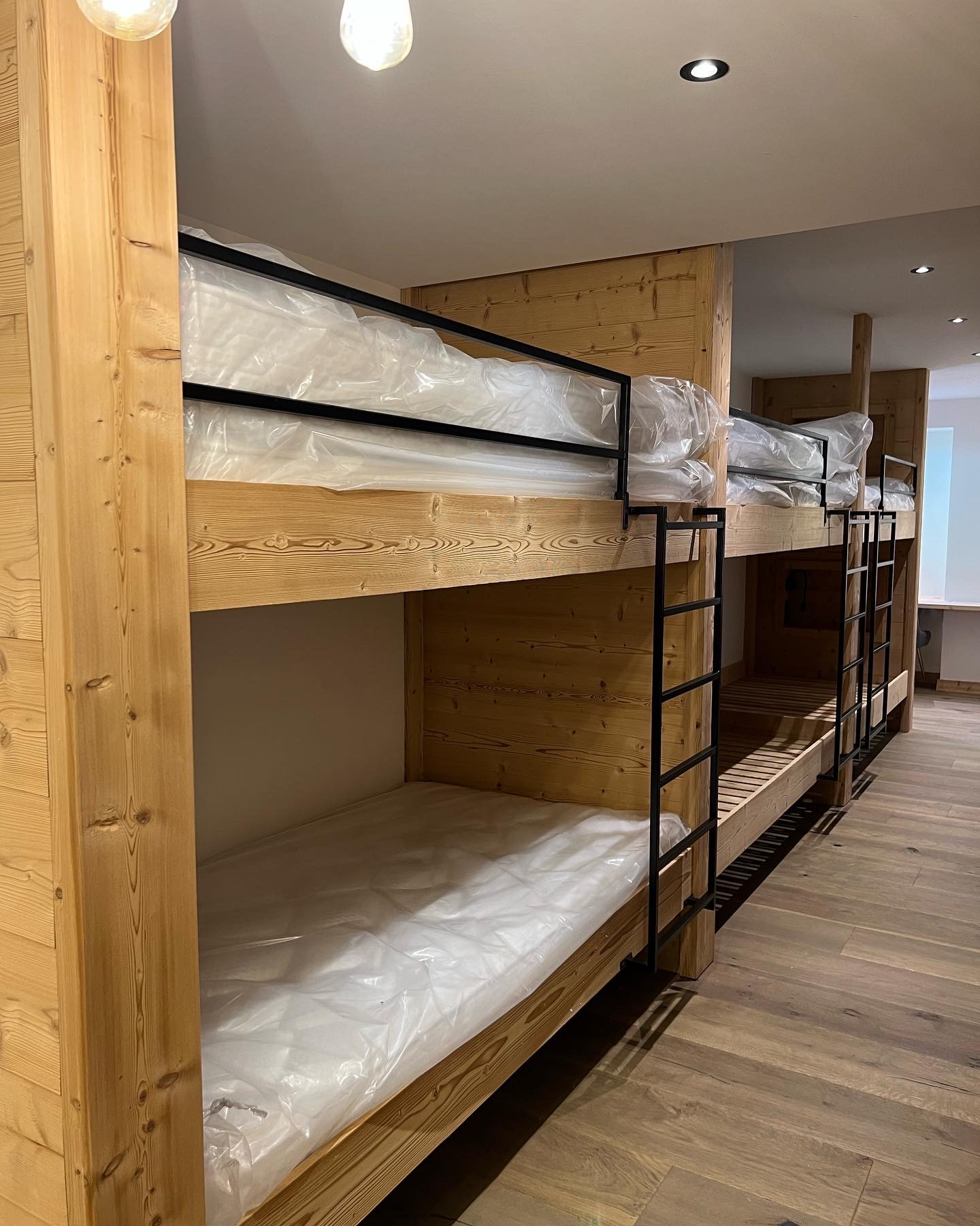 AGENCEMENT INTERIEUR CHALET DE MONTAGNE