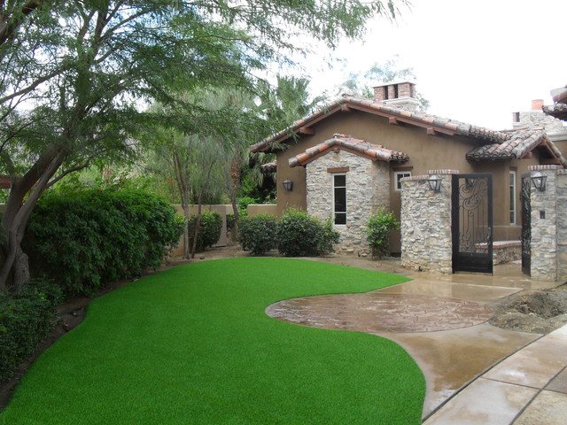 Lawn and Landscape contemporary-garden