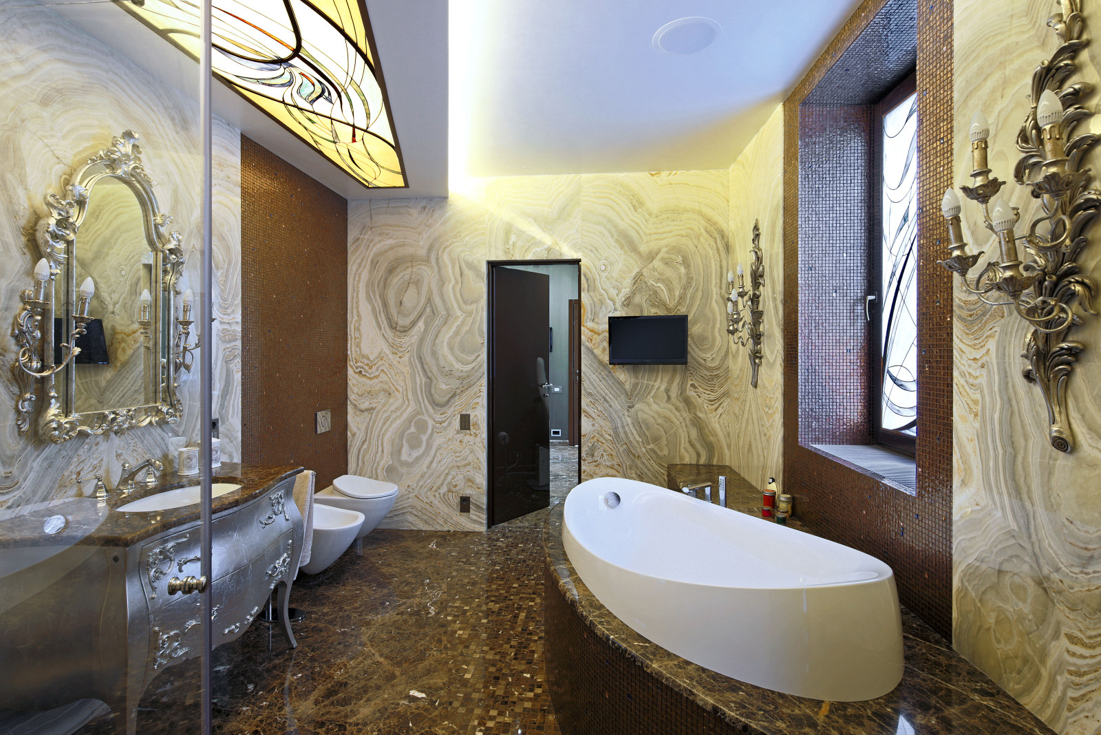 КВАРТИРА В ЖК НА  УЛ. КОСЫГИНА