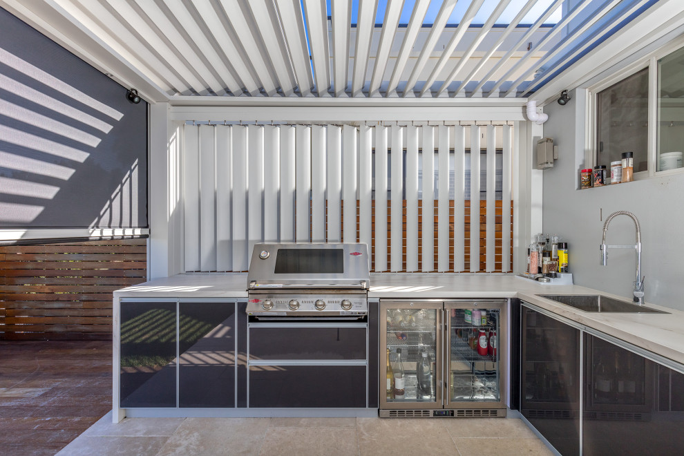 Contemporary patio in Sydney.