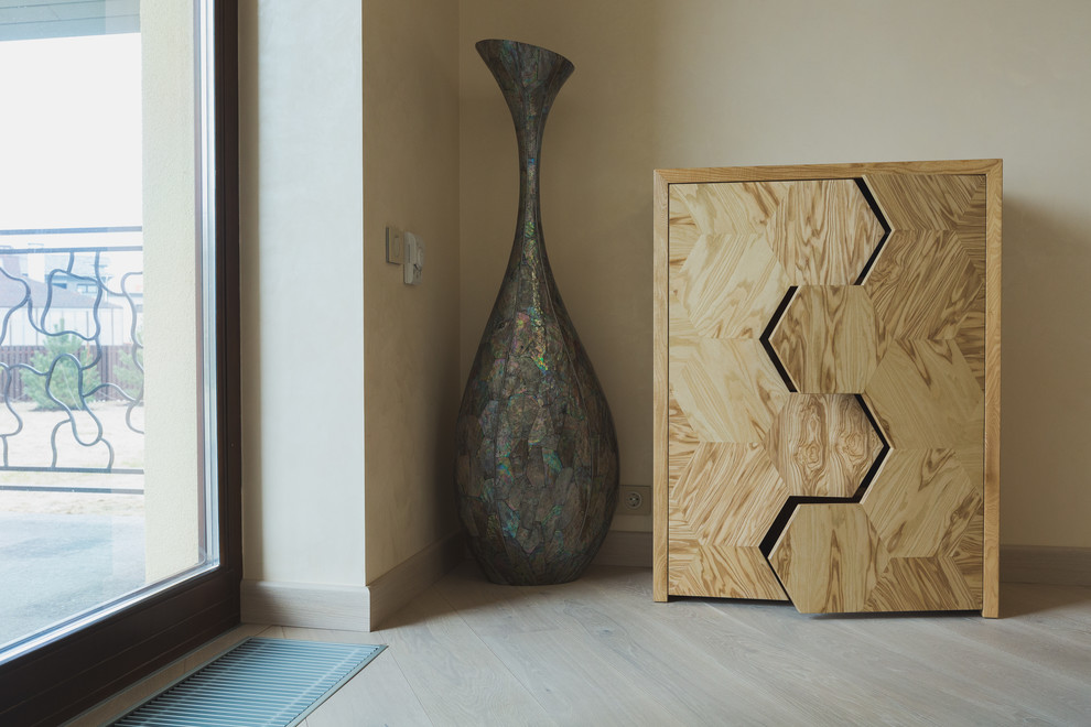 Комод и Стол