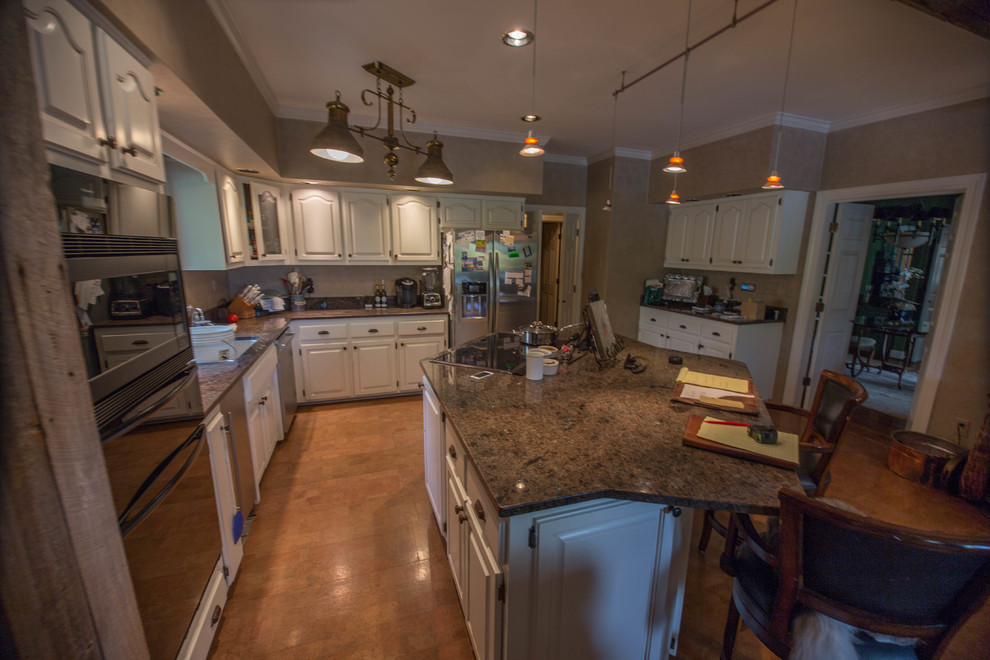 Lakeshore Kitchen Before