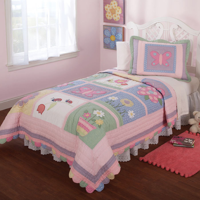 Anna's Daydream Embellished 3-piece Quilt Set