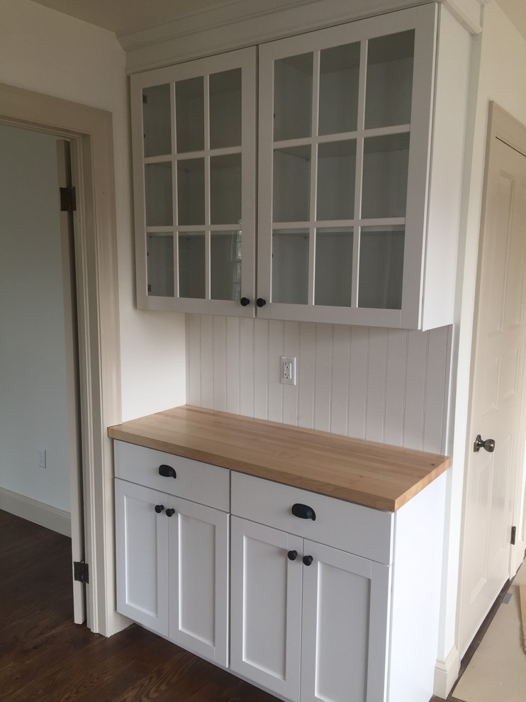 Home design - transitional home design idea