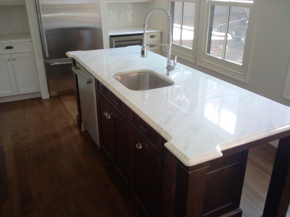 Example of a transitional kitchen design in Boston