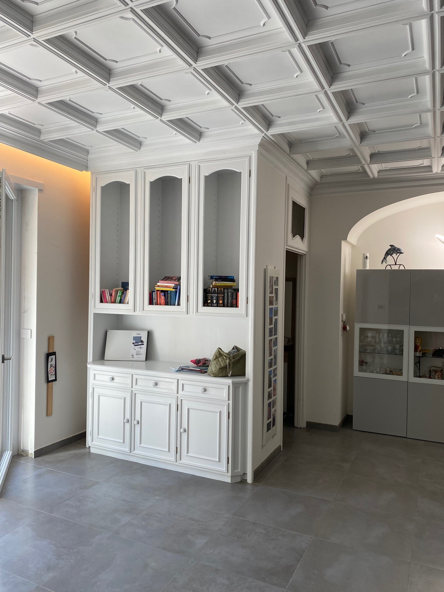 La credenza del cliente prima del restyling