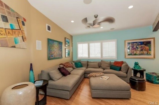 Wilton - A splash of color for the family room
