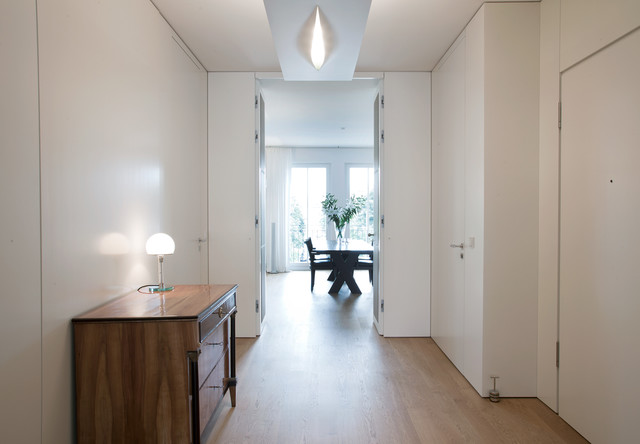 Wohnung in M&uuml;nchen contemporary-hall