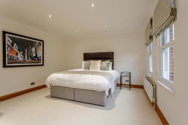 Greyfriars contemporary-bedroom