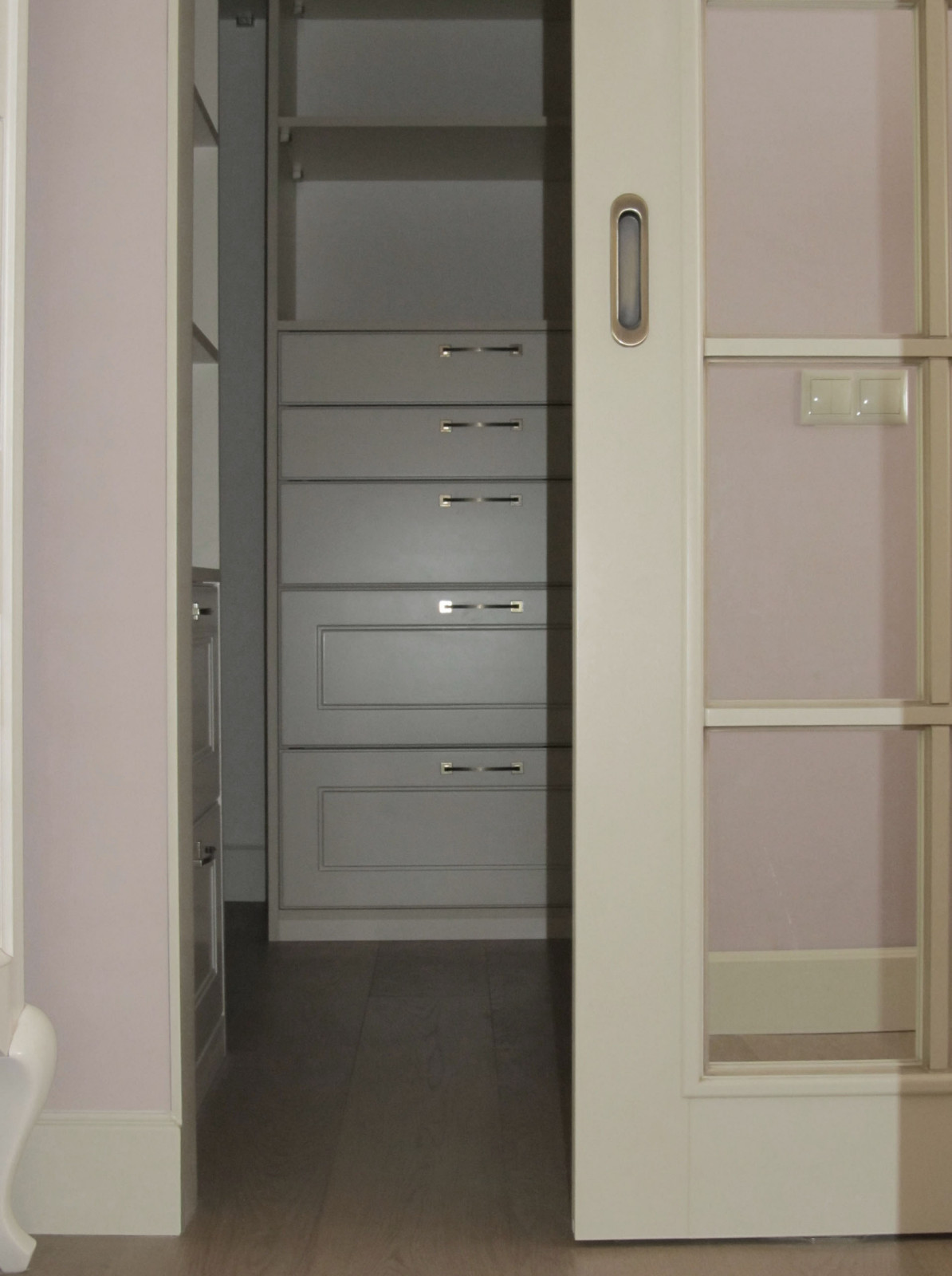 Интерьер квартиры в стиле неоклассики