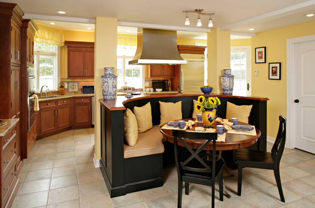 Dwyer Kitchen traditional-kitchen
