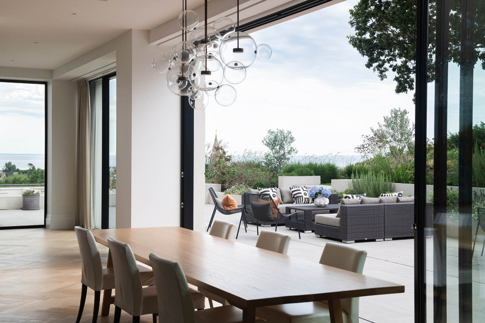 Design ideas for a modern dining room in London.