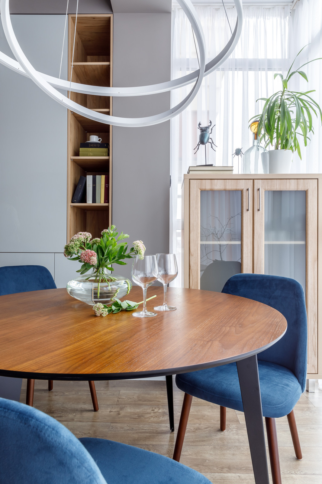 Светлая квартира с яркими акцентами 51 м²