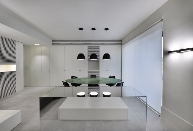 Interni in Piazza Trento e Trieste contemporary-dining-room