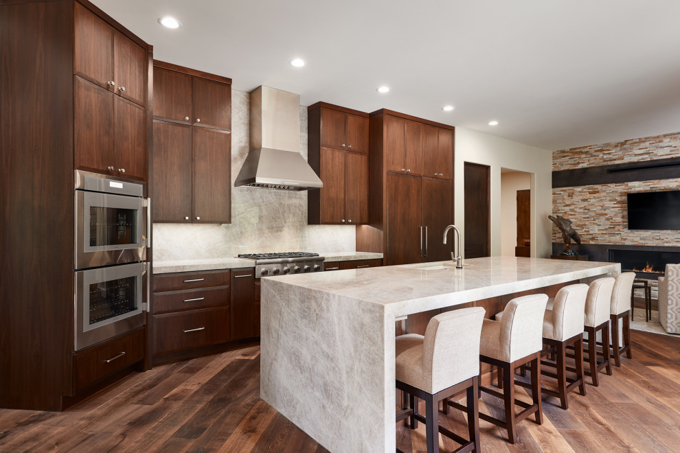 Kitchen - transitional kitchen idea