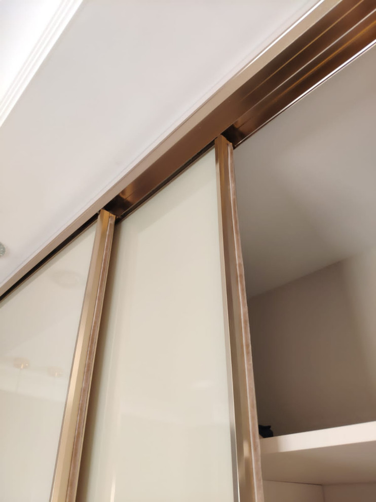 Шкаф-купе в цвете Бежевый песок