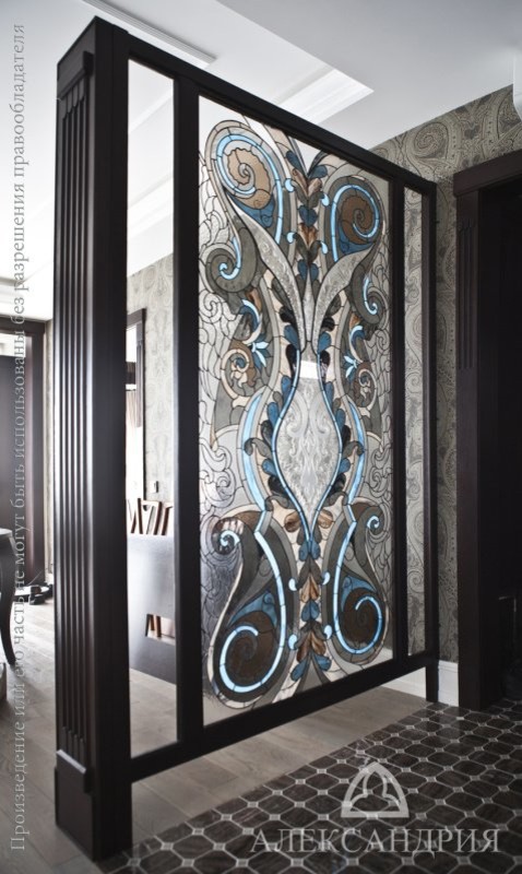 Витражная перегородка в восточном стиле