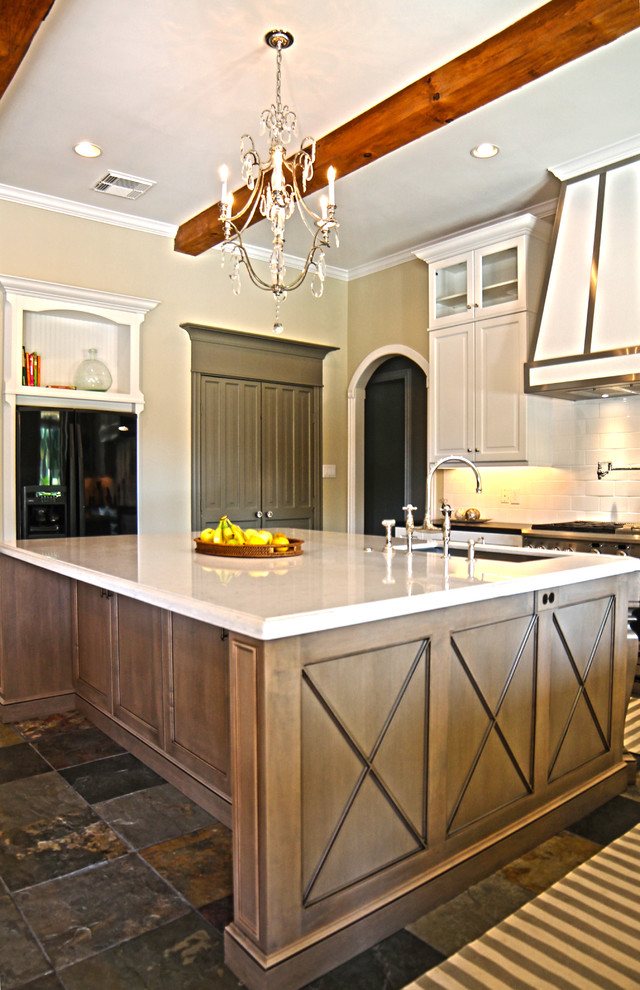 Example of a transitional kitchen design in Houston