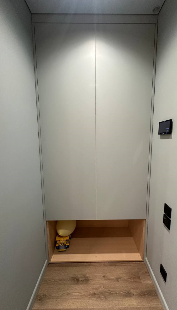 Шкаф в прихожую