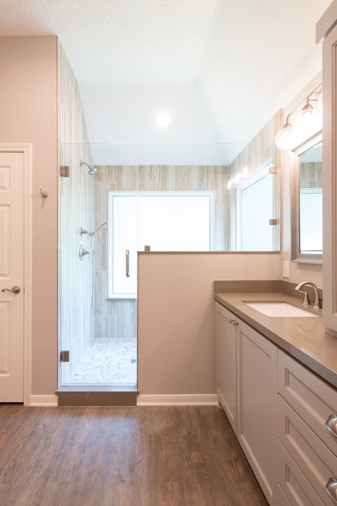Bathroom - transitional bathroom idea in Houston