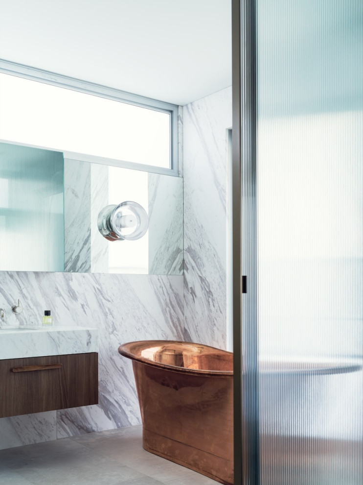 Scandinavian bathroom in Sydney.