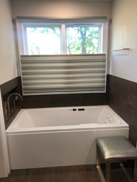 Roman Shades - Bathroom - Philadelphia - by Ambiance Design | Houzz UK