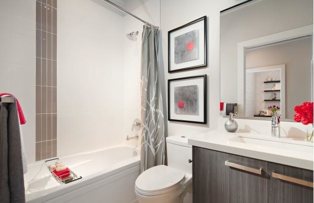 Example of a transitional home design design in Vancouver