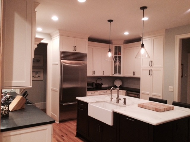 Kitchen - transitional kitchen idea with shaker cabinets, white cabinets and an island