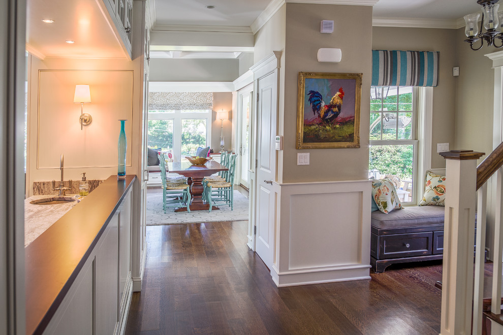 Transitional home design photo in Bridgeport