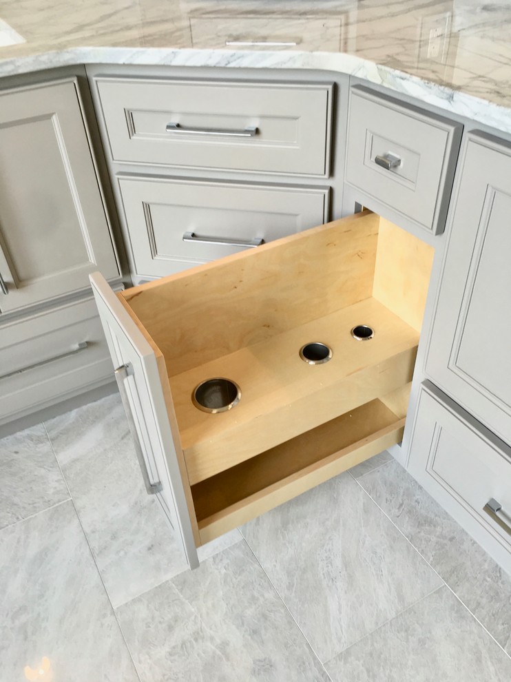 Lukino's Master bathroom