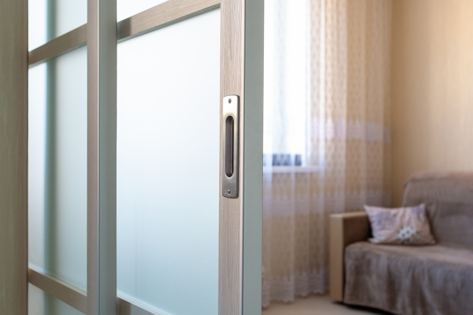 Разделение кухни с гостиной