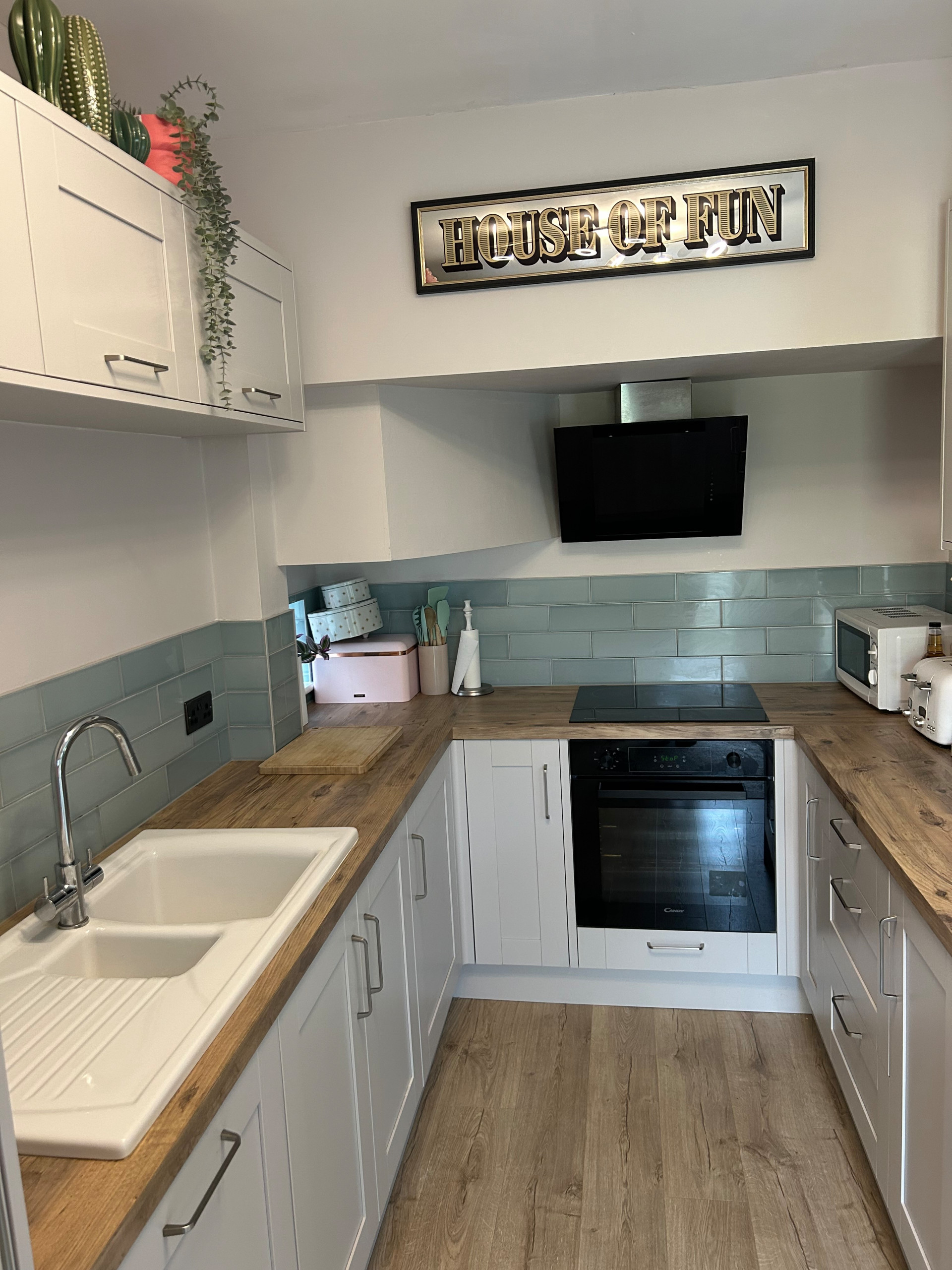 Benchmarx Shaker Style Kitchen in Nottingham