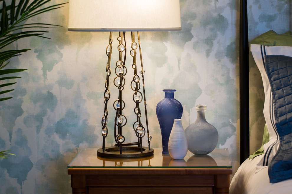 Inspiration for a transitional master carpeted home design remodel in Seattle with blue walls