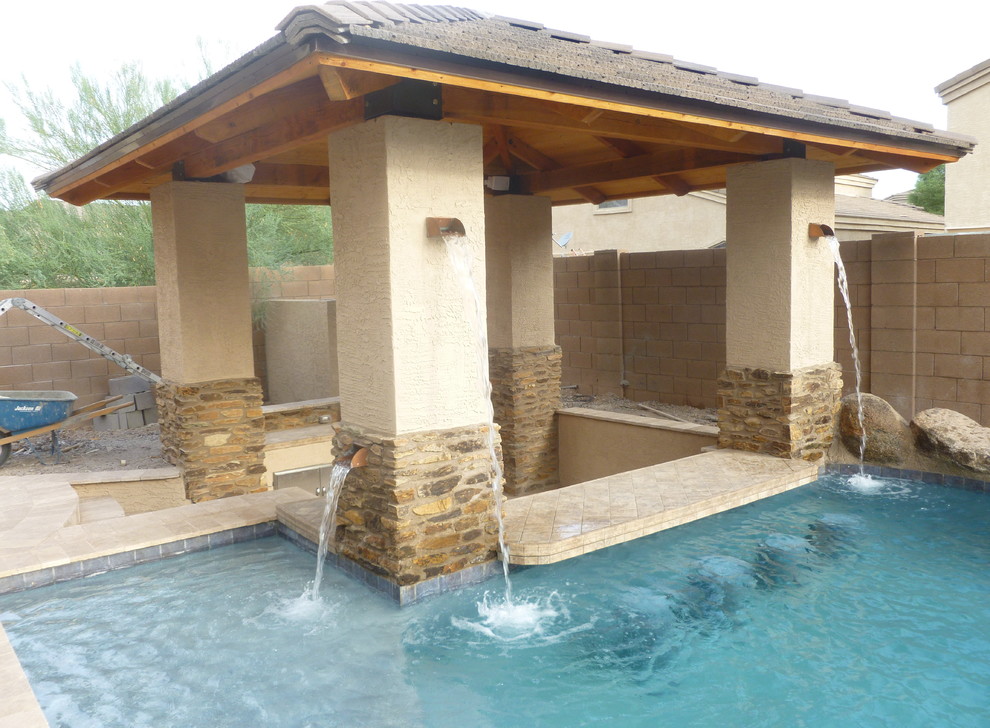 Transitional pool photo in Phoenix