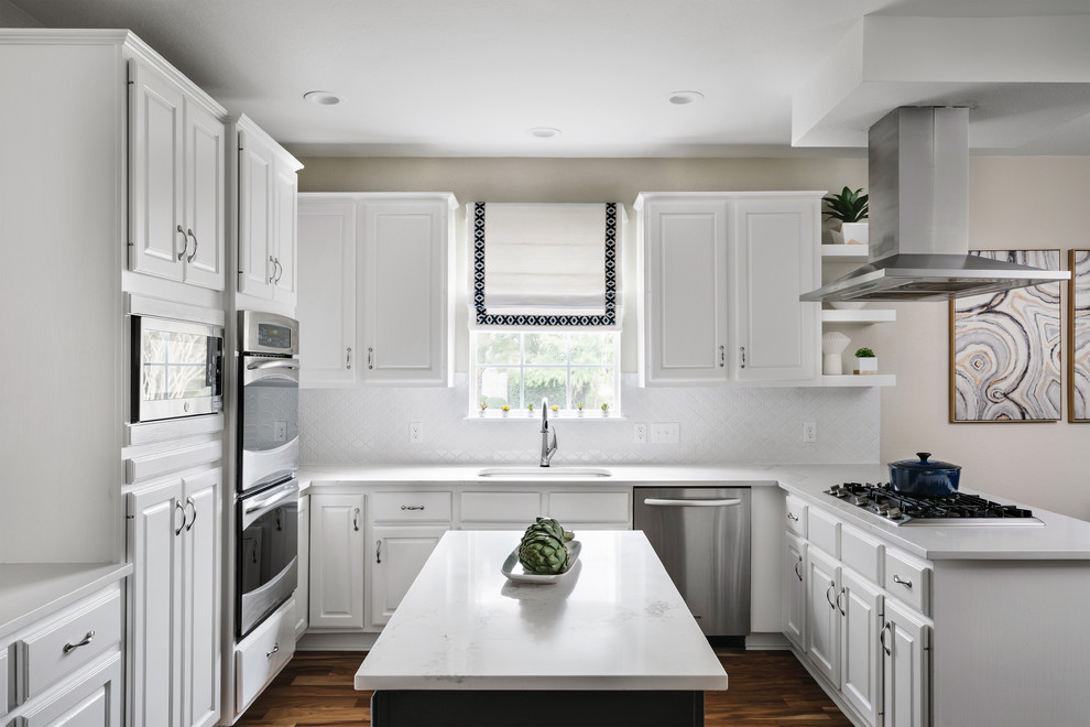 Inspiration for a transitional kitchen remodel in Austin
