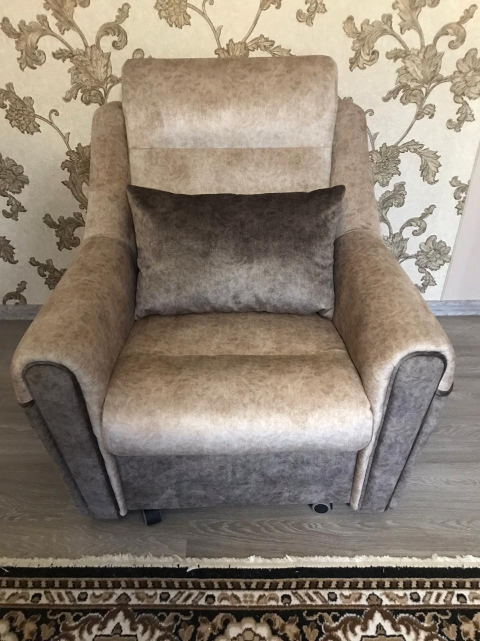 Перетяжка кресла