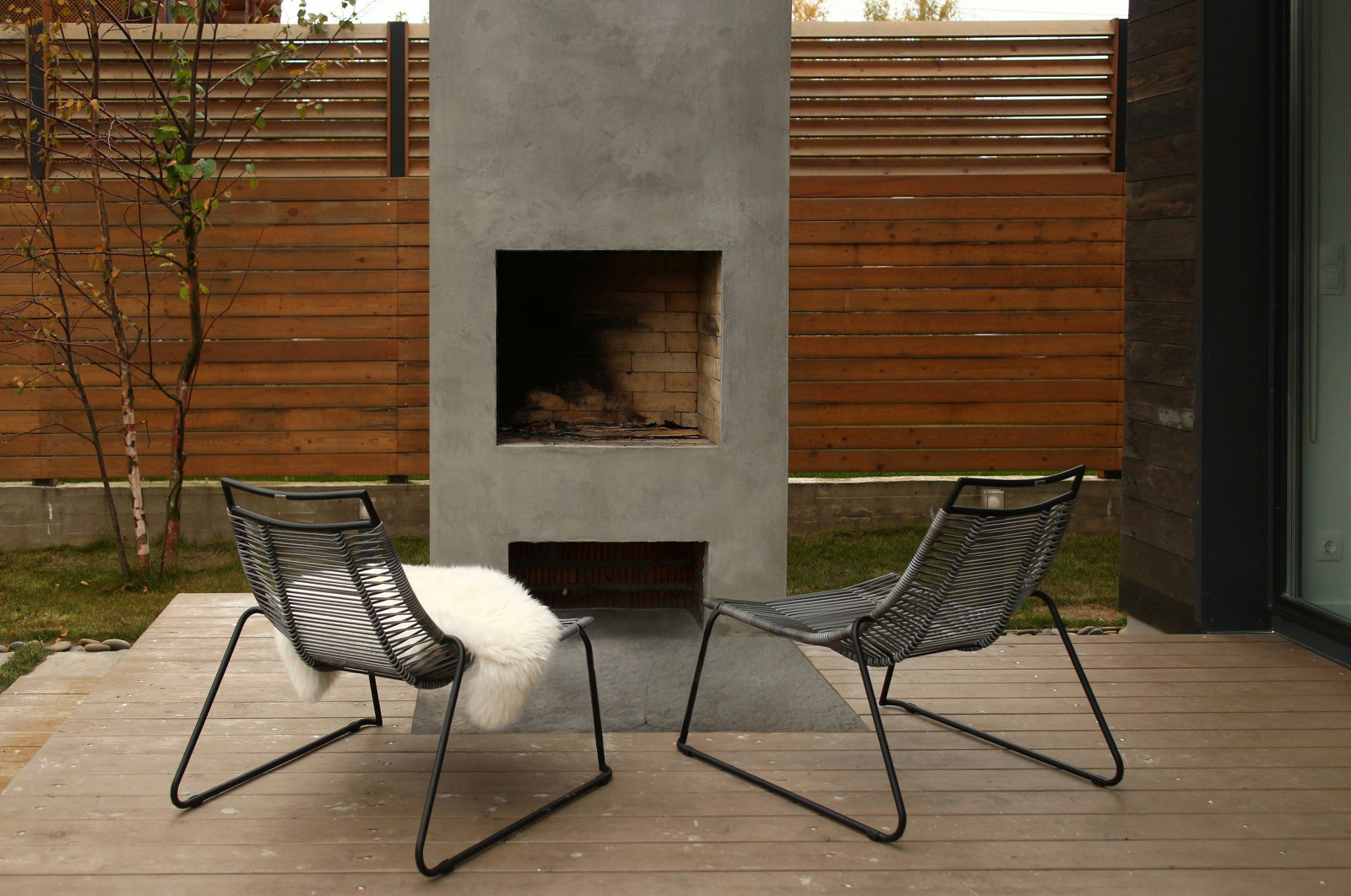 Уличный камин