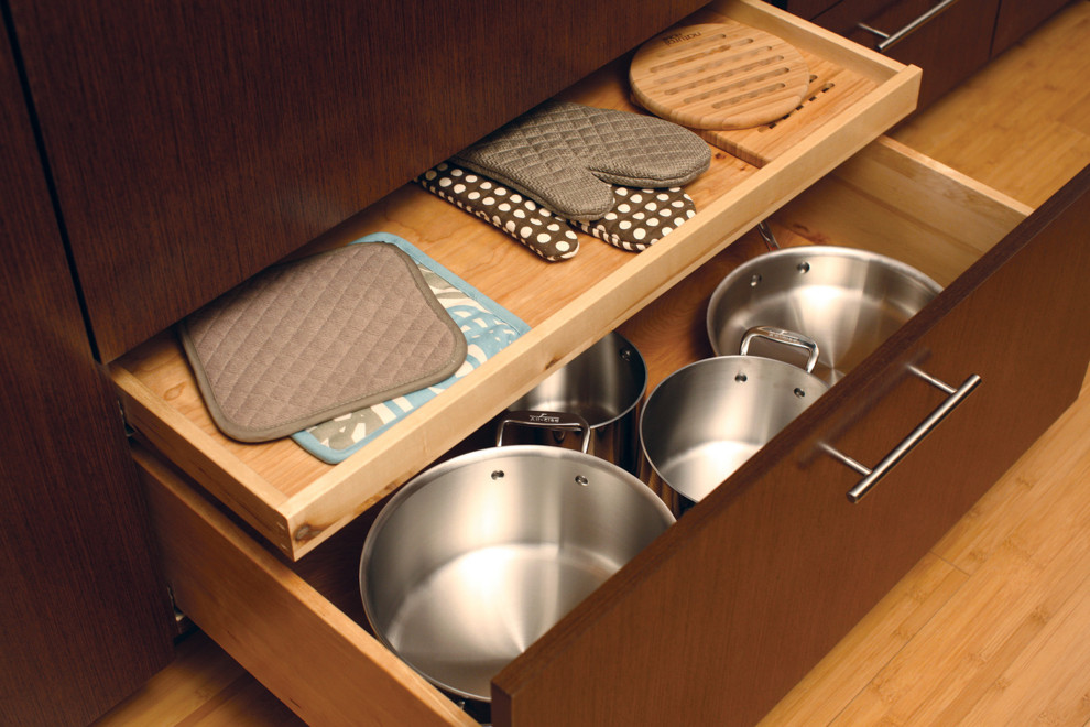 Inspiration for a transitional kitchen remodel in Atlanta