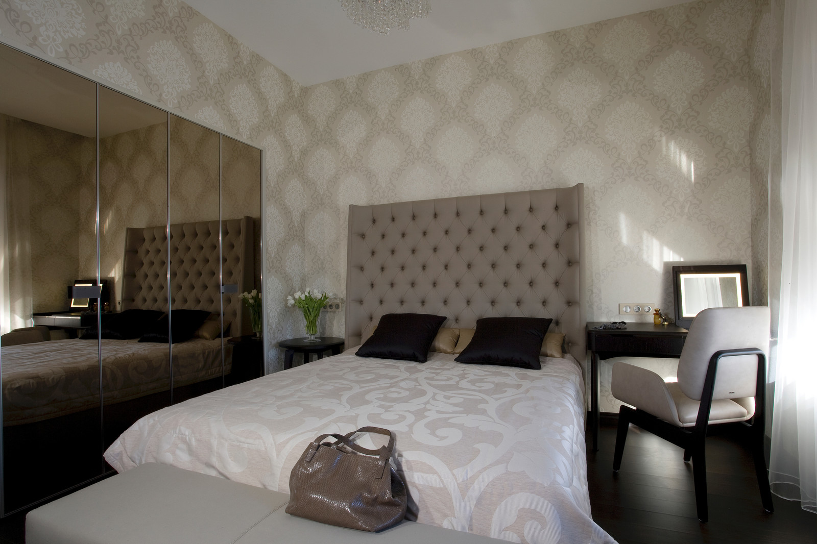 Крестовский