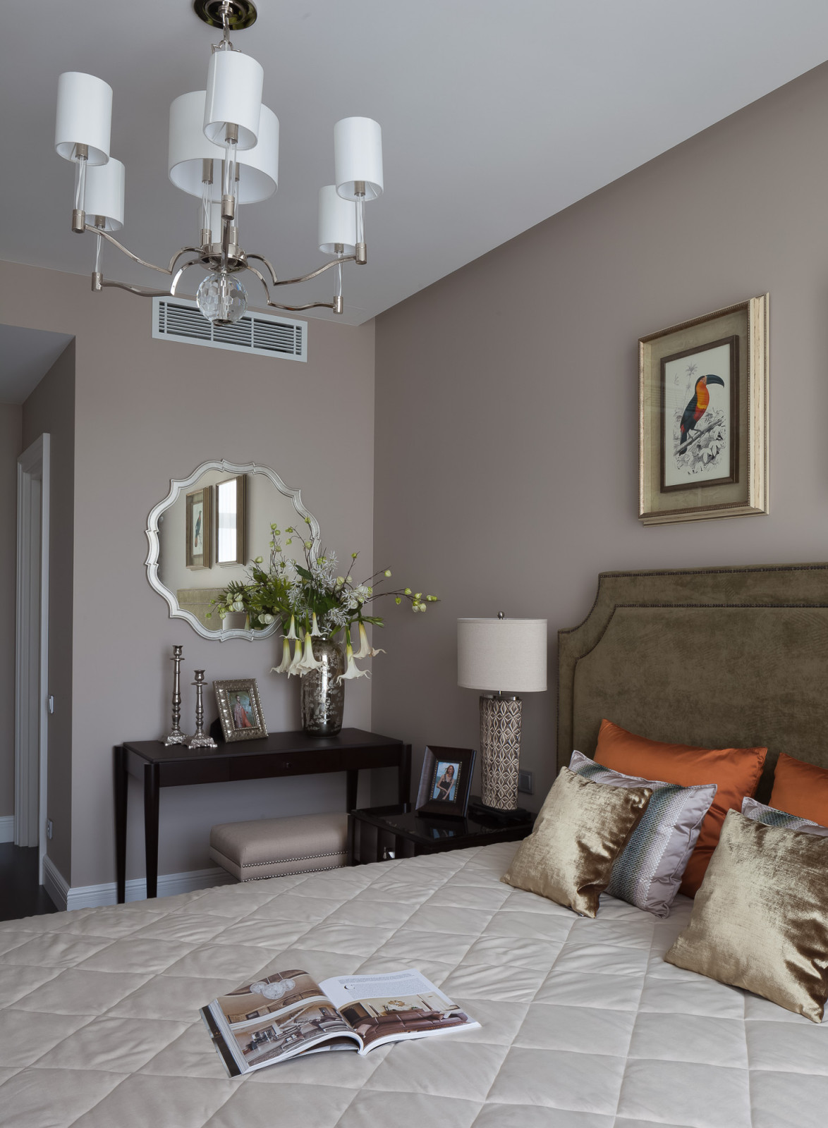 Квартира в жилом комплексе Дирижабль 150 м.кв.