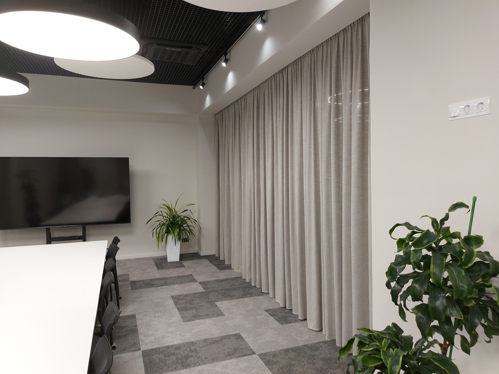 Переговорная Х5 Групп