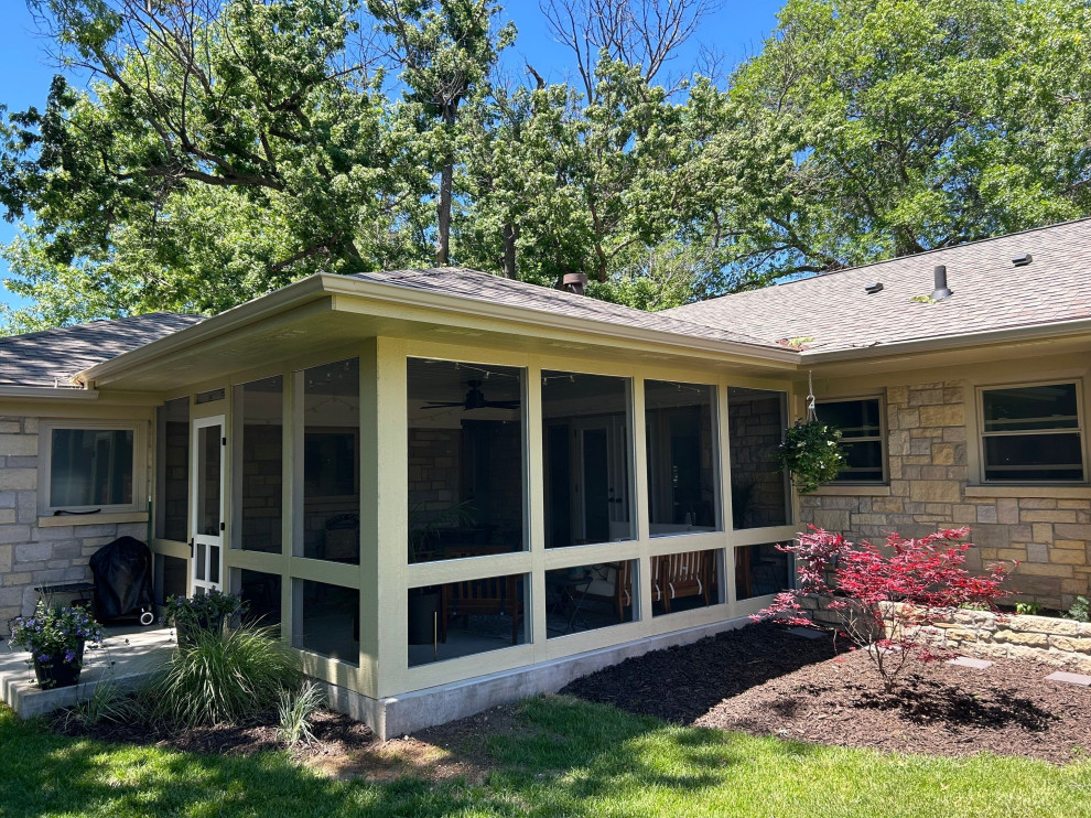 South Lincoln Covered Patio