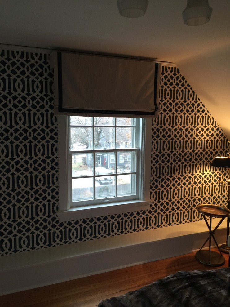 Transitional home design photo in Cedar Rapids
