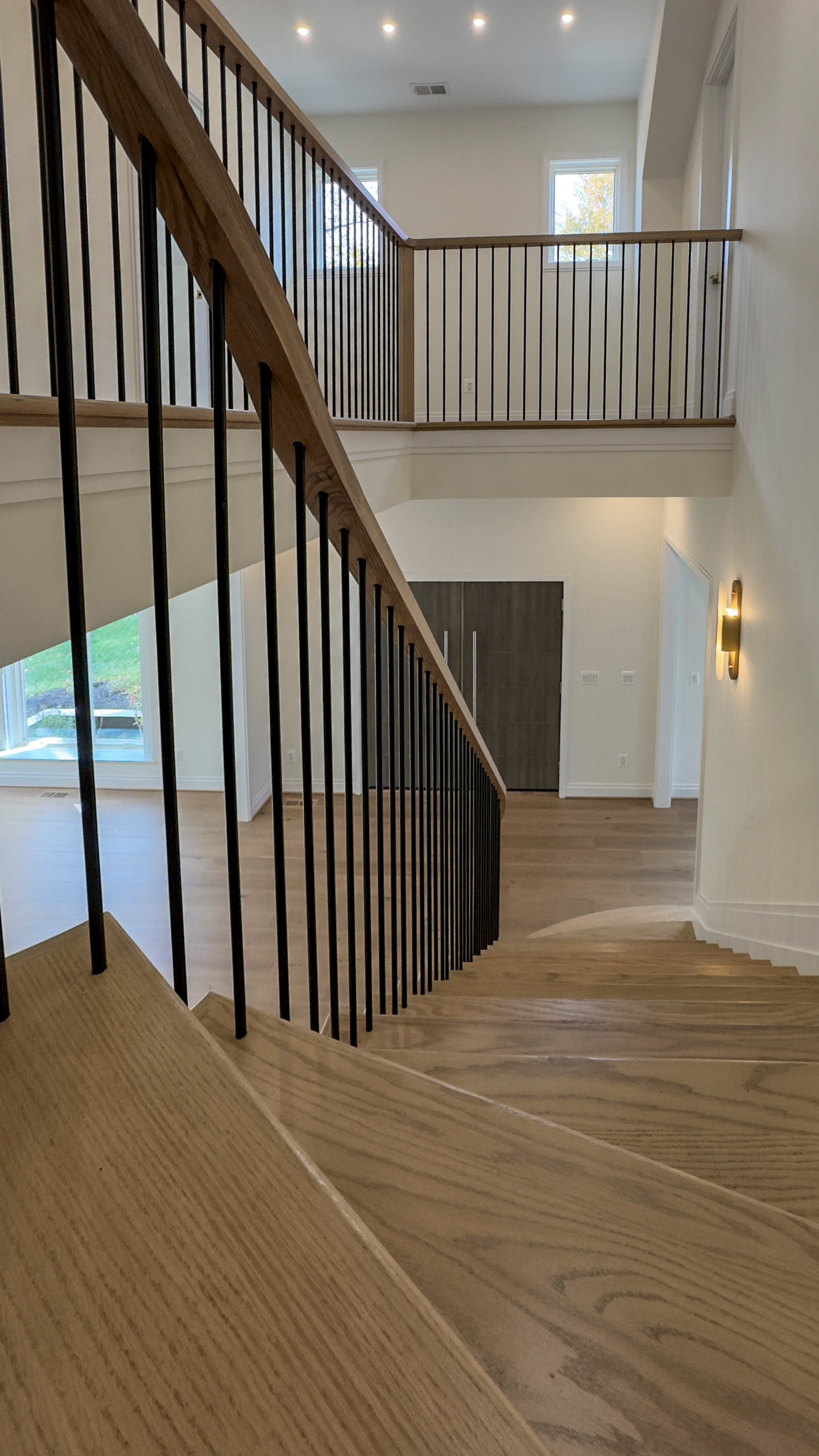 144_Attractive Transitional Staircase in Impressive Modern Home, Vienna VA 22180